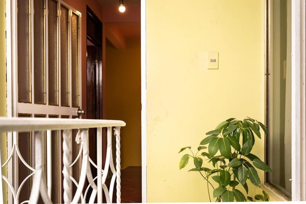 3 Bd House Steps From Santo Domingo Apartment